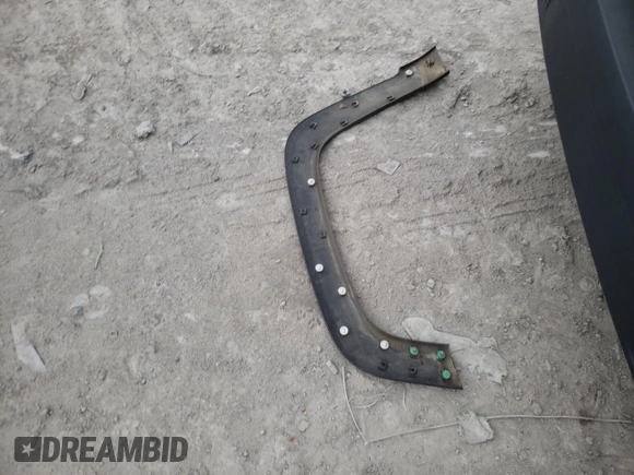 2019 Jeep Renegade Latitude z VIN ZACNJABB6KPK89094, wystawiony jako Copart lot #54342815 z przebiegiem 105 808 mil mil oraz Szkoda całkowita • Salvage title. Historia ofert i sprzedaży dostępna na DreamBid. Obrazek 13.