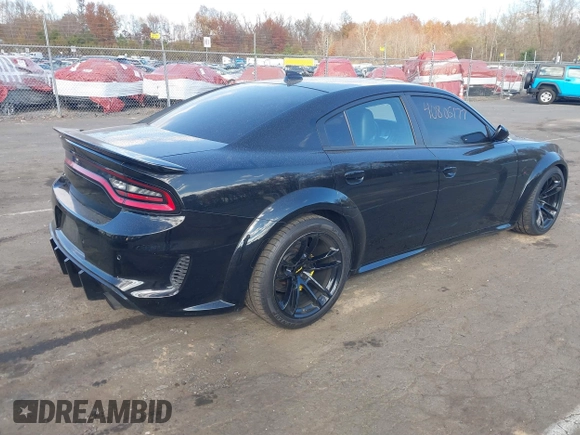 2020 Dodge Charger SRT Hellcat z VIN 2C3CDXL91LH128675, wystawiony jako IAAI lot #40805177 z przebiegiem 43 619 mil mil oraz . Historia ofert i sprzedaży dostępna na DreamBid. Obrazek 4.