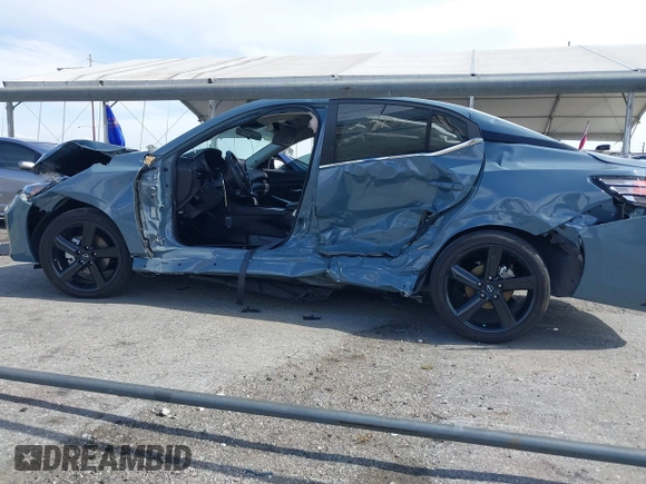 2024 Nissan Sentra SR with VIN 3N1AB8DV8RY388197, listed as a IAAI auction lot 42227247 with 8,928 mi miles and . Bid and sale history available at DreamBid. Image 15.