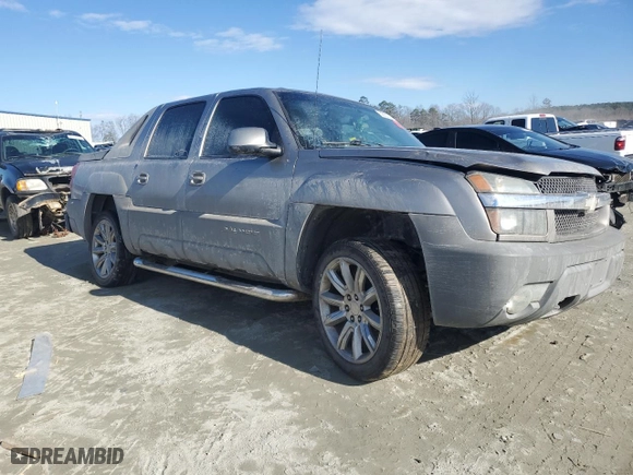 2002 Chevrolet Avalanche with VIN 3GNEC13T22G110904, listed as a Copart auction lot 88650325 with 0 mi miles and Salvage Title. Bid and sale history available at carsss.com. Image 4.