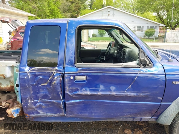 2004 Ford Ranger XL Fleet с VIN 1FTZR45EX4PB53782, выставлен на аукционе IAAI как лот 42189446 с пробегом 127 177 миль миль и . История ставок и продаж доступна на DreamBid. Изображение 18.