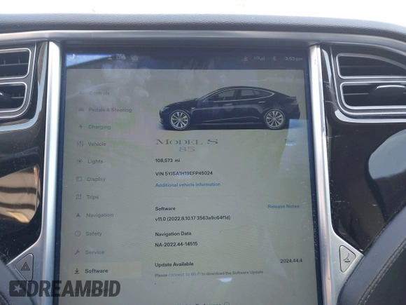 2014 Tesla Model S 60 z VIN 5YJSA1H19EFP45024, wystawiony jako IAAI lot #41960222 z przebiegiem 108 573 mil mil oraz . Historia ofert i sprzedaży dostępna na DreamBid. Obrazek 7.