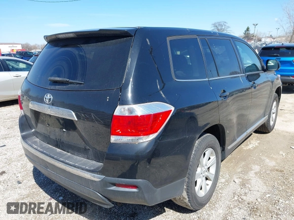 2013 Toyota Highlander with VIN 5TDZA3EH3DS035056, listed as a IAAI auction lot 41989698 with 161,956 mi miles and . Bid and sale history available at DreamBid. Image 4.