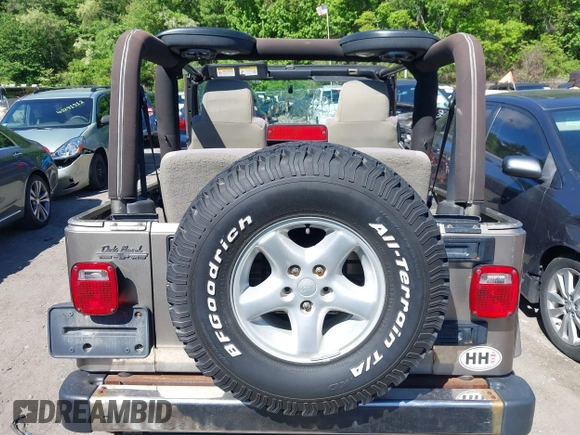 2005 Jeep Wrangler X with VIN 1J4FA39S15P305528, listed as a IAAI auction lot 42288177 with 189,767 mi miles and . Bid and sale history available at DreamBid. Image 16.