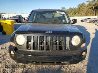 2008 Jeep Patriot Limited with VIN 1J8FT48W88D708754, listed as a Copart auction lot 83832574 with Not Provided miles and Salvage Title. Bid and sale history available at DreamBid. Image 5.