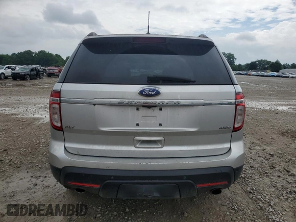 2011 Ford Explorer XLT z VIN 1FMHK8D83BGA34161, wystawiony jako Copart lot #61349825 z przebiegiem 250 382 mil mil oraz Szkoda całkowita • Salvage title. Historia ofert i sprzedaży dostępna na DreamBid. Obrazek 6.