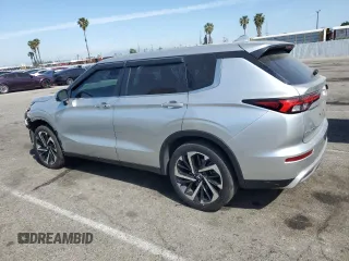 2023 Mitsubishi Outlander SE z VIN JA4J3UA83PZ061950, wystawiony jako Copart lot #54054815 z przebiegiem 31 763 mil mil oraz Szkoda całkowita • Salvage title. Historia ofert i sprzedaży dostępna na DreamBid. Obrazek 2.