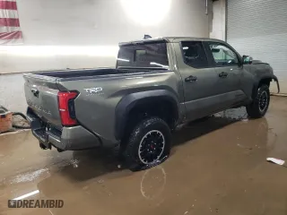 2024 Toyota Tacoma 4WD SR5 with VIN 3TMLB5JNXRM036139, listed as a Copart auction lot 46434575 with 10,967 mi miles and Salvage Title. Bid and sale history available at carsss.com. Image 3.