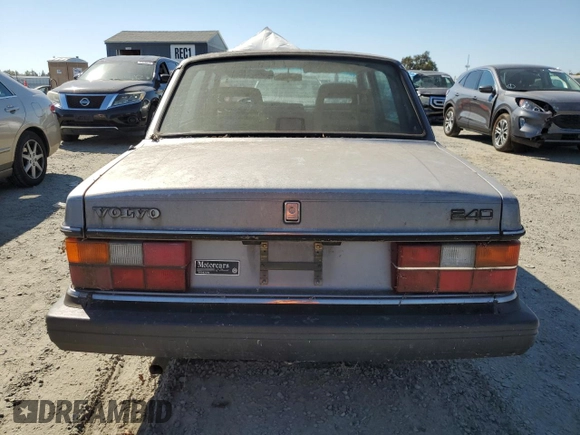 1993 Volvo 240 с VIN YV1AS8808P1489831, выставлен на аукционе Copart как лот 72439554 с пробегом 147 232 миль миль и Чистый • Clean title. История ставок и продаж доступна на DreamBid. Изображение 6.
