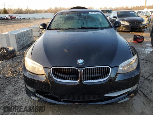 2012 BMW 3 Series 328i z VIN WBADW3C51CE824263, wystawiony jako Copart lot #42256095 z przebiegiem 181 022 mil mil oraz Nie do naprawy • Non repairable. Historia ofert i sprzedaży dostępna na DreamBid. Obrazek 5.