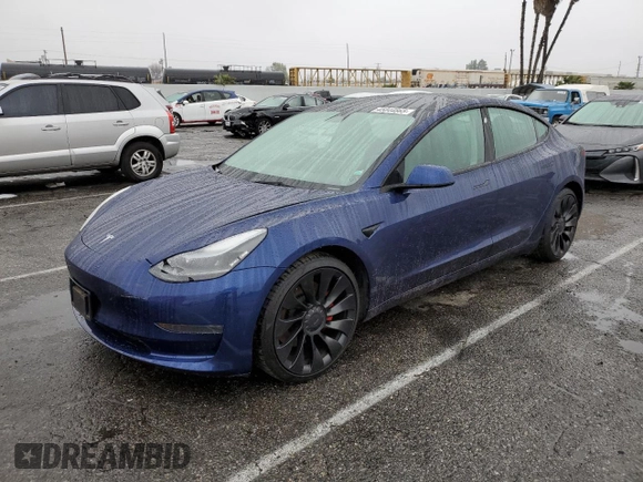 2023 Tesla Model 3 Performance z VIN 5YJ3E1EC8PF461353, wystawiony jako Copart lot #45044865 z przebiegiem 32 324 mil mil oraz Szkoda całkowita • Salvage title. Historia ofert i sprzedaży dostępna na DreamBid. Obrazek 1.