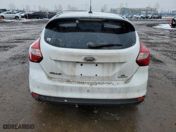 2014 Ford Focus SE with VIN 1FADP3K24EL146118, listed as a Copart auction lot 47106195 with 135,340 mi miles and Salvage Title. Bid and sale history available at carsss.com. Image 6.