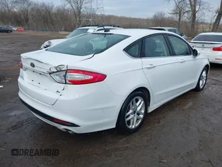 2015 Ford Fusion SE with VIN 3FA6P0H70FR185771, listed as a IAAI auction lot 41485907 with 186,353 mi miles. Bid and sale history available at carsss.com. Image 4.
