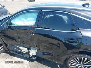 2024 Lexus RX 350 z VIN 2T2BAMBA1RC046647, wystawiony jako IAAI lot #42043636 z przebiegiem 2 595 mil mil oraz . Historia ofert i sprzedaży dostępna na DreamBid. Obrazek 6.