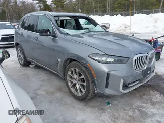 2024 BMW X5 xDrive50e with VIN 5UX43EU05R9S32424, listed as a IAAI auction lot 41622605 with 24,586 mi miles. Bid and sale history available at carsss.com. Image 1.