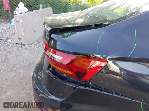 2019 Volkswagen Jetta S с VIN 3VWCB7BU9KM272513, выставлен на аукционе IAAI как лот 42503506 с пробегом 67 938 миль миль и . История ставок и продаж доступна на DreamBid. Изображение 18.