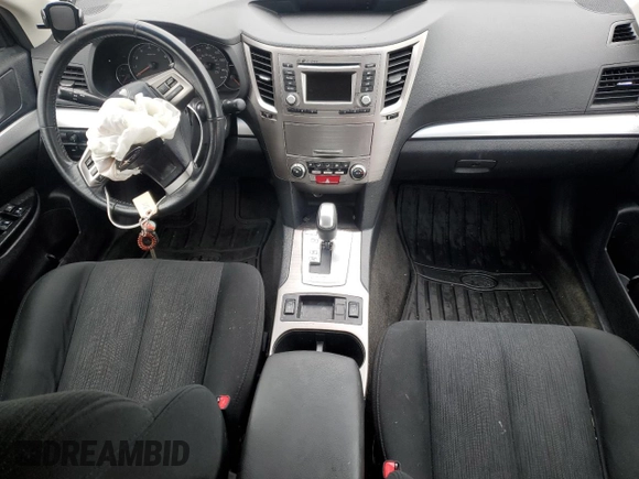 2014 Subaru Legacy Premium z VIN 4S3BMCC68E3005466, wystawiony jako Copart lot #57904755 z przebiegiem 135 393 mil mil oraz Szkoda całkowita • Salvage title. Historia ofert i sprzedaży dostępna na DreamBid. Obrazek 8.