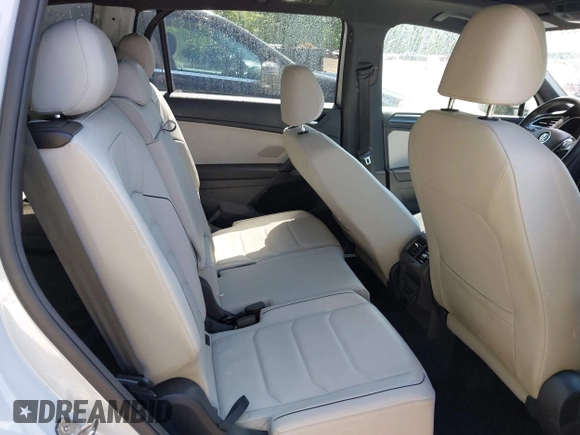 2019 Volkswagen Tiguan SEL Premium with VIN 3VV4B7AXXKM019995, listed as a IAAI auction lot 42170731 with 53,916 mi miles and . Bid and sale history available at DreamBid. Image 8.