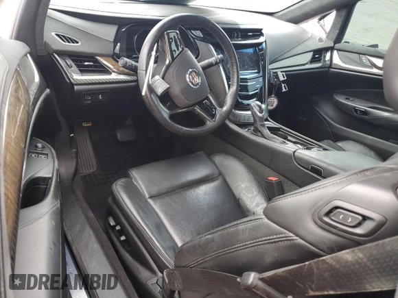 2014 Cadillac ELR z VIN 1G6RR1E41EU602097, wystawiony jako Copart lot #42823565 z przebiegiem 86 055 mil mil oraz Szkoda całkowita • Salvage title. Historia ofert i sprzedaży dostępna na DreamBid. Obrazek 8.