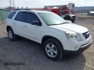 2008 GMC Acadia SLE1 with VIN 1GKEV13788J294604, listed as a IAAI auction lot 41818969 with 173,252 mi miles. Bid and sale history available at carsss.com. Image 1.