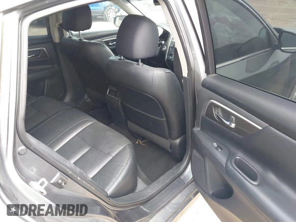 2014 Nissan Altima 2.5 with VIN 1N4AL3AP7EC127025, listed as a IAAI auction lot 41993195 with 110,290 mi miles. Bid and sale history available at carsss.com. Image 8.