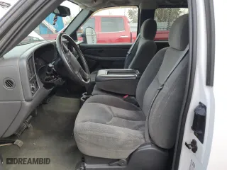 2004 Chevrolet Silverado 3500 with VIN 1GCJC39G84E193598, listed as a Copart auction lot 41412585 with 99,910 mi miles and Salvage Title. Bid and sale history available at carsss.com. Image 7.