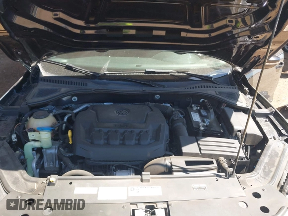 2020 Volkswagen Passat SE with VIN 1VWSA7A33LC006155, listed as a IAAI auction lot 42058034 with 94,827 mi miles and . Bid and sale history available at DreamBid. Image 10.