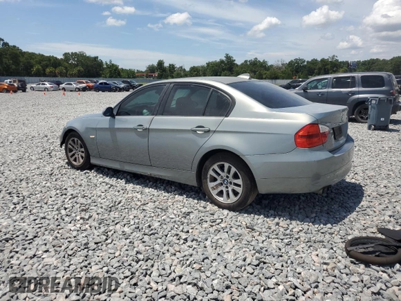 2007 BMW 3 Series 328i z VIN WBAVA33597PG52774, wystawiony jako Copart lot #60345555 z przebiegiem 189 361 mil mil oraz Szkoda całkowita • Salvage title. Historia ofert i sprzedaży dostępna na DreamBid. Obrazek 2.