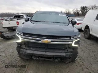 2022 Chevrolet Tahoe LT with VIN 1GNSKNKD0NR161796, listed as a Copart auction lot 42320075 with 84,387 mi miles and Salvage title. Bid and sale history available at DreamBid. Image 5.