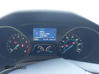 2013 Ford Focus SE with VIN 1FADP3F27DL375465, listed as a IAAI auction lot 42170250 with 123,427 mi miles. Bid and sale history available at carsss.com. Image 7.