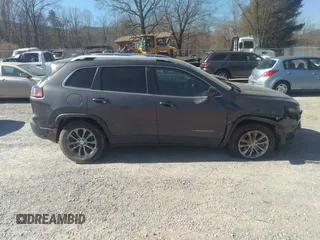 2019 Jeep Cherokee Latitude Plus with VIN 1C4PJMLX9KD413915, listed as a IAAI auction lot 41747608 with 50,390 mi miles and . Bid and sale history available at DreamBid. Image 14.