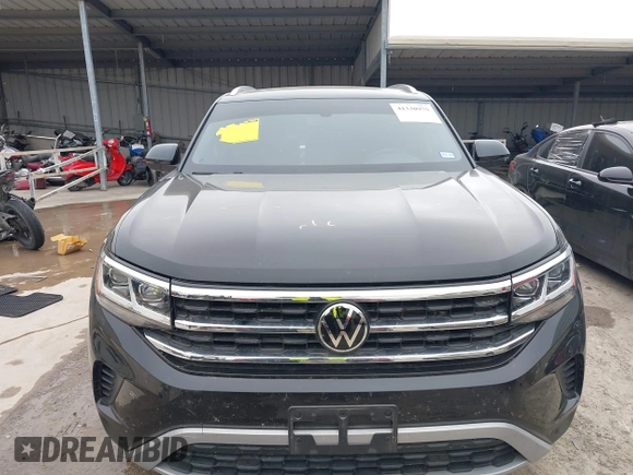 2023 Volkswagen Atlas SE z VIN 1V2KE2CA8PC225834, wystawiony jako IAAI lot #41330975 z przebiegiem 13 629 mil mil oraz . Historia ofert i sprzedaży dostępna na DreamBid. Obrazek 12.