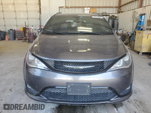 2018 Chrysler Pacifica Touring L с VIN 2C4RC1BG0JR275003, выставлен на аукционе Copart как лот 52110085 с пробегом 83 484 миль миль и Списание • Salvage title. История ставок и продаж доступна на DreamBid. Изображение 5.