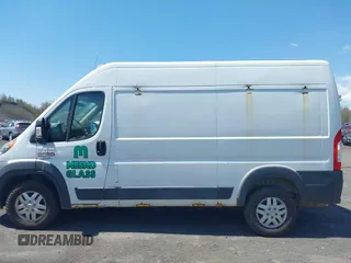 2014 Ram ProMaster Cargo with VIN 3C6TRVCG0EE102123, listed as a IAAI auction lot 42126168 with 202,215 mi miles and . Bid and sale history available at carsss.com. Image 14.