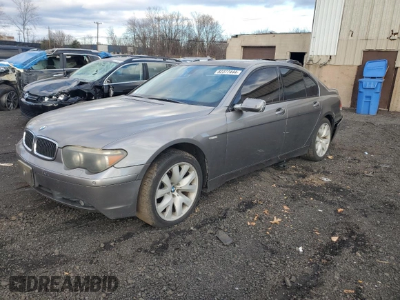 2004 BMW 7 Series 745i with VIN WBAGL63444DP71760, listed as a Copart auction lot 82377444 with 289,762 mi miles and Salvage Title. Bid and sale history available at DreamBid. Image 1.