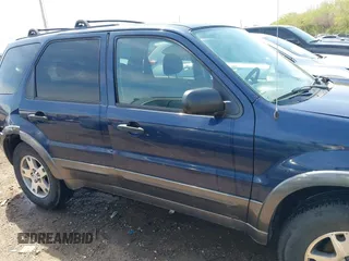 2004 Ford Escape XLT z VIN 1FMYU93194KB52283, wystawiony jako IAAI lot #42084240 z przebiegiem 142 871 mil mil oraz . Historia ofert i sprzedaży dostępna na DreamBid. Obrazek 13.