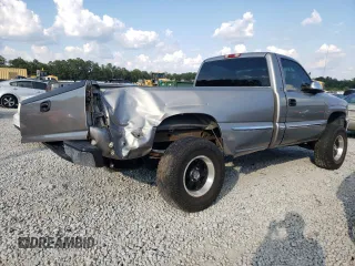 2000 GMC New Sierra 1500 SLE with VIN 1GTEC14T0YE377935, listed as a Copart auction lot 74091684 with 255,760 mi miles and Salvage Title. Bid and sale history available at carsss.com. Image 3.