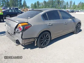 2008 Nissan Altima SL z VIN 1N4BL21E58N501413, wystawiony jako IAAI lot #42431053 z przebiegiem 190 253 mil mil oraz . Historia ofert i sprzedaży dostępna na DreamBid. Obrazek 4.
