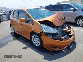 2009 Honda Fit Sport z VIN JHMGE88459S053122, wystawiony jako IAAI lot #42195267 z przebiegiem 47 349 mil mil oraz . Historia ofert i sprzedaży dostępna na DreamBid. Obrazek 1.