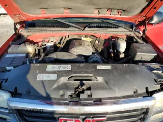 2003 GMC Sierra 2500HD SLE z VIN 1GTHK29U63E338962, wystawiony jako Copart lot #50282165 z przebiegiem 171 252 mil mil oraz Czysty tytuł • Clean title. Historia ofert i sprzedaży dostępna na DreamBid. Obrazek 11.