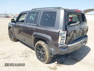 2015 Jeep Patriot Sport z VIN 1C4NJPBA4FD156481, wystawiony jako IAAI lot #41850132 z przebiegiem 240 186 mil mil oraz . Historia ofert i sprzedaży dostępna na DreamBid. Obrazek 3.