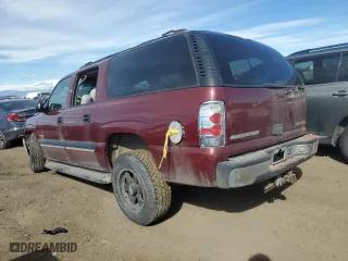 2000 Chevrolet Suburban LS with VIN 3GNEC16T0YG166344, listed as a Copart auction lot 46359325 with 210,455 mi miles and Clean Title. Bid and sale history available at carsss.com. Image 2.