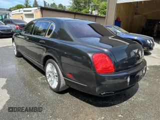 2008 Bentley Flying Spur z VIN SCBBR93W98C055885, wystawiony jako Copart lot #59016705 z przebiegiem 81 286 mil mil oraz Czysty tytuł • Clean title. Historia ofert i sprzedaży dostępna na DreamBid. Obrazek 3.