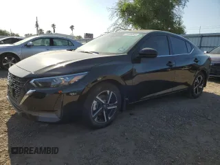 2025 Nissan Sentra SV z VIN 3N1AB8CV7SY255664, wystawiony jako Copart lot #51304045 z przebiegiem 5 230 mil mil oraz Szkoda całkowita • Salvage title. Historia ofert i sprzedaży dostępna na DreamBid. Obrazek 1.