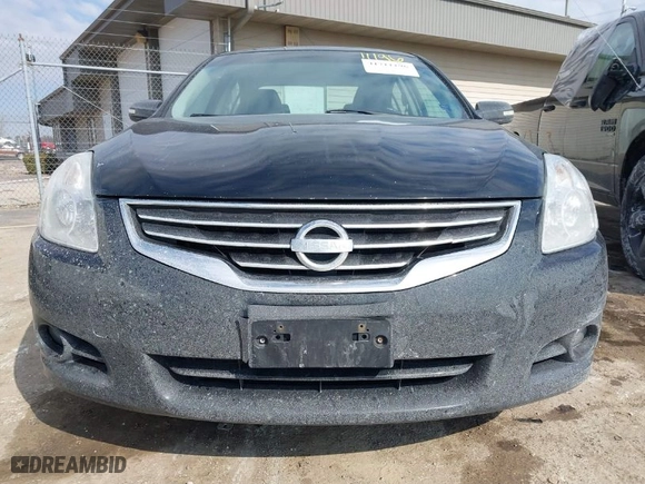 2012 Nissan Altima 3.5 SR with VIN 1N4BL2AP2CC201625, listed as a IAAI auction lot 41711196 with NaN miles. Bid and sale history available at carsss.com. Image 12.