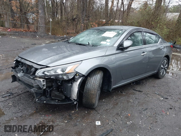 2020 Nissan Altima SV with VIN 1N4BL4DV8LC177935, listed as a IAAI auction lot 41961392 with 33,318 mi miles and . Bid and sale history available at DreamBid. Image 18.