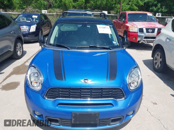 2013 MINI Countryman S ALL4 with VIN WMWZC5C53DWM16126, listed as a IAAI auction lot 42108272 with 118,314 mi miles and . Bid and sale history available at DreamBid. Image 6.