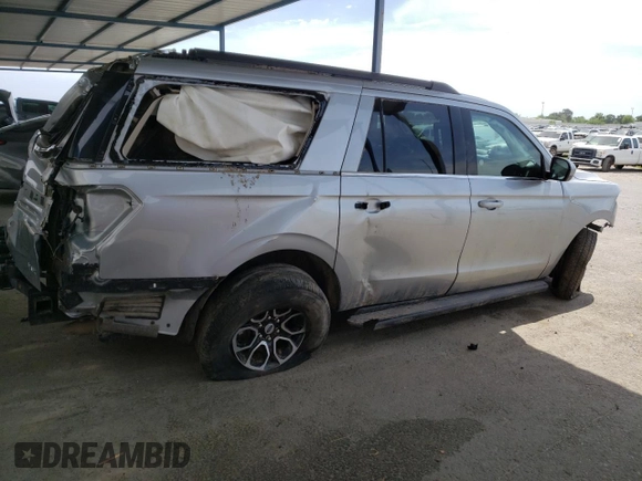 2023 Ford Expedition Max XLT z VIN 1FMJK1J83PEA16615, wystawiony jako Copart lot #53157235 z przebiegiem 64 684 mil mil oraz Nie do naprawy • Non repairable. Historia ofert i sprzedaży dostępna na DreamBid. Obrazek 3.