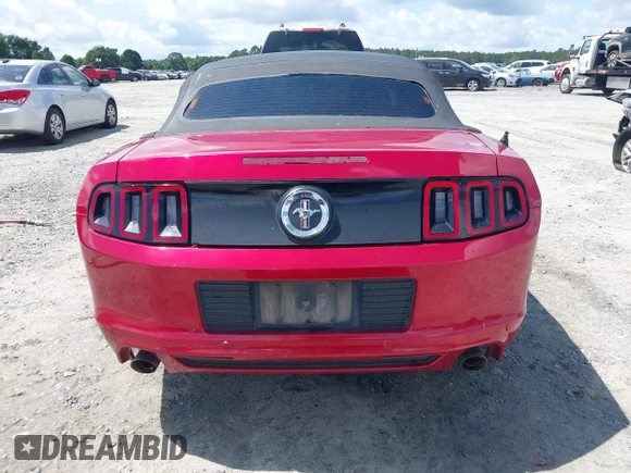 2013 Ford Mustang V6 with VIN 1ZVBP8EM6D5281421, listed as a IAAI auction lot 42387458 with 212,759 mi miles and . Bid and sale history available at DreamBid. Image 16.