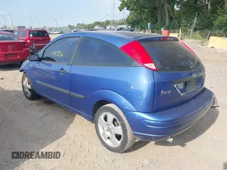2003 Ford Focus ZX3 с VIN 3FAFP31303R176718, выставлен на аукционе IAAI как лот 40073034 с пробегом 148 927 миль миль и . История ставок и продаж доступна на DreamBid. Изображение 3.